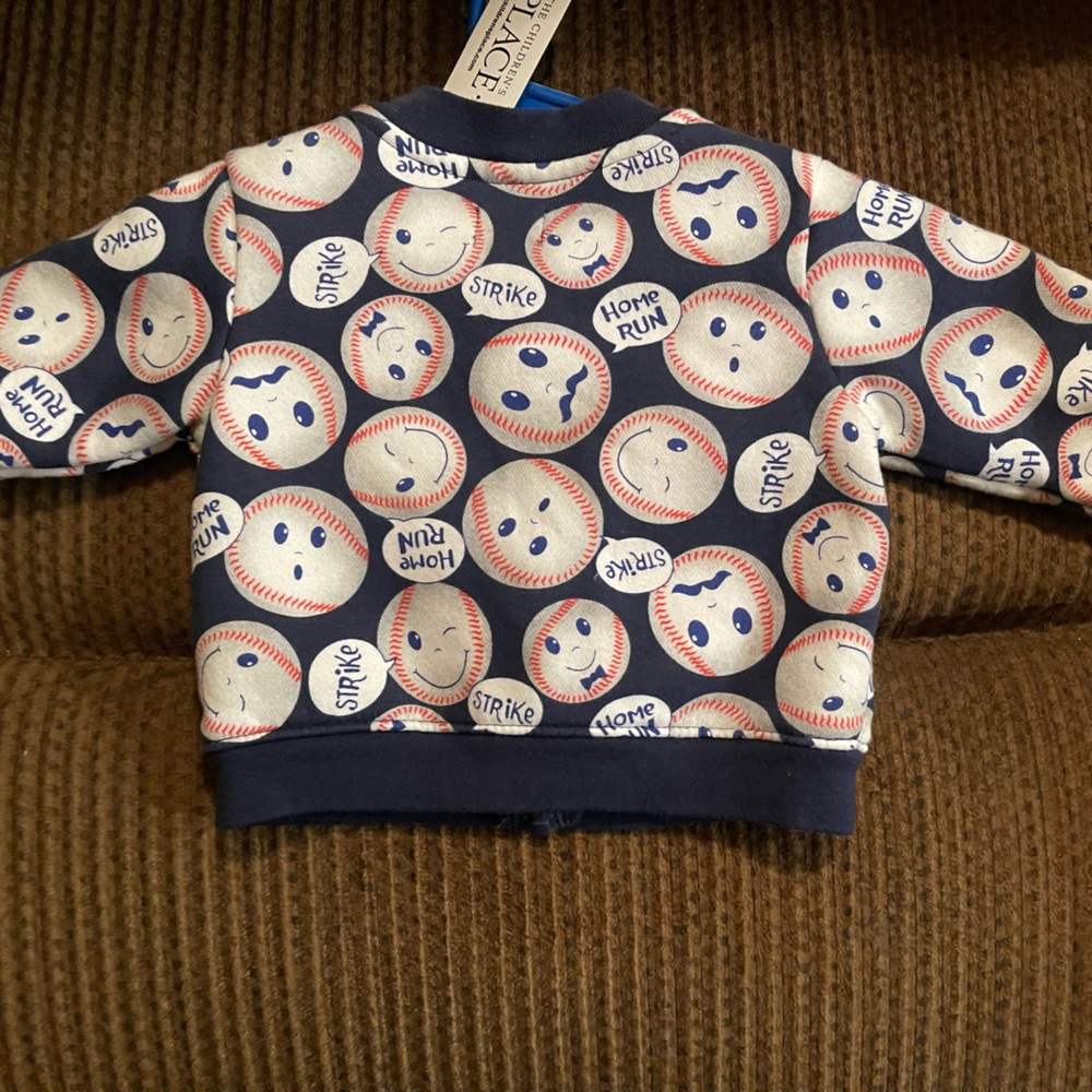 NEW Sweater - Picture 3 of 3